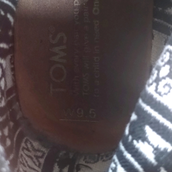 Toms Suade Wedge Booties - Picture 3 of 4